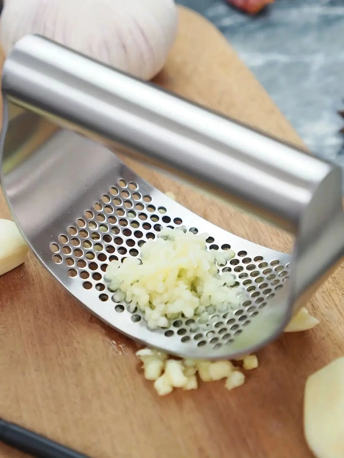 Stainless Steel Garlic Press | Effortless Garlic & Ginger Squeezer