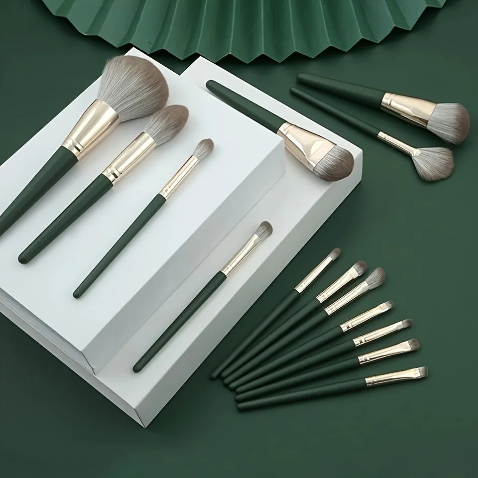 14-Piece Ultimate Makeup Brush Set | Soft & Versatile Brushes 2026