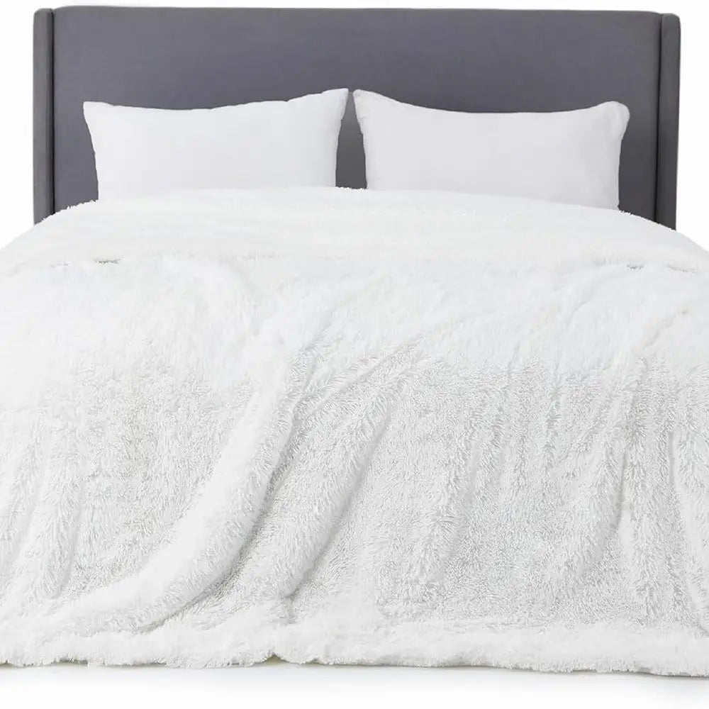 Queen Size Sherpa Fleece Blanket — Soft Plush Fuzzy Winter Throw, Cozy Warm Bedding & White Bedroom Décor Gift