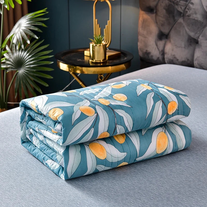 Lightweight Summer Quilt | Soft Microfiber Breathable Bedding