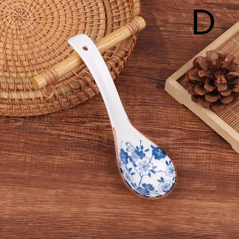 1Pc Blue And White Porcelain Soup Spoon Household Tableware Retro Japanese Style Ceramic Soup Spoons For Home Restaurant