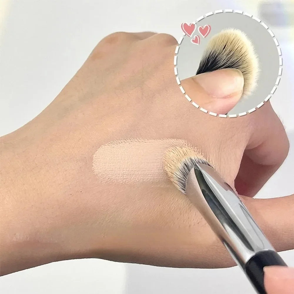 Three-Sided Slope Makeup Detail Brush | Flawless Contour & Highlight Tool