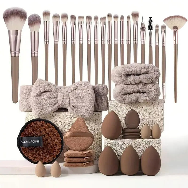 56 Piece Makeup Brush Set (Chocolate) – Full Face Cosmetics Kit with Wool Fiber Brushes, Eyeshadow Blending Brushes & Beauty Sponges