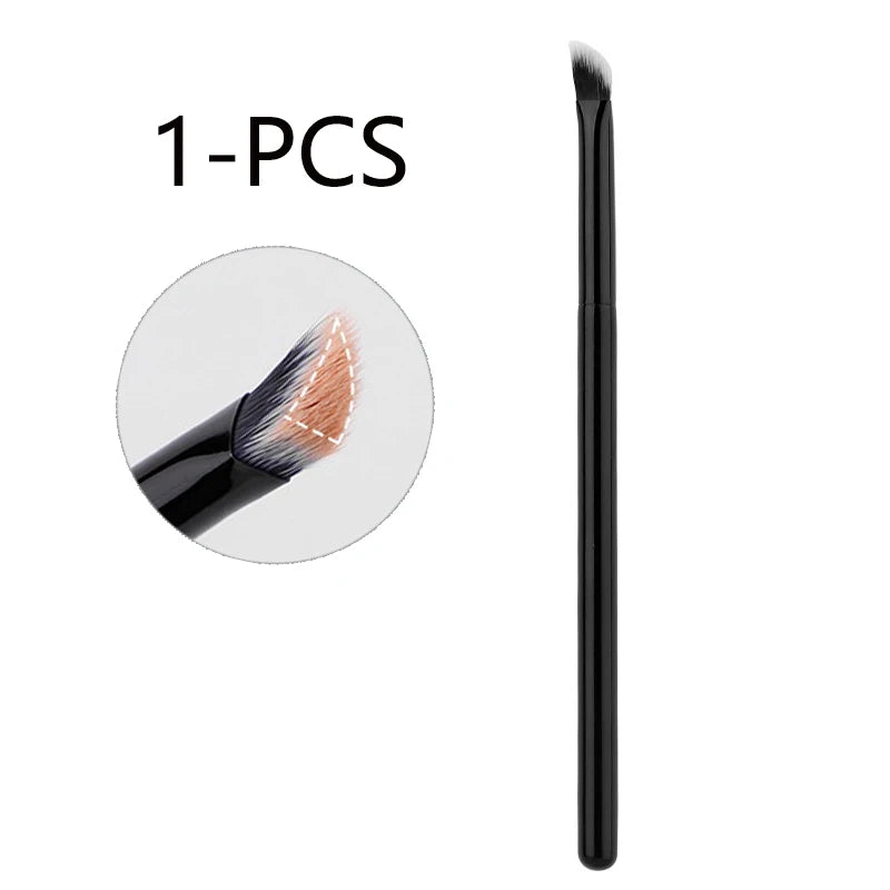 Pyramid Eyeshadow Brush for Flawless Smoky Makeup | Free Shipping