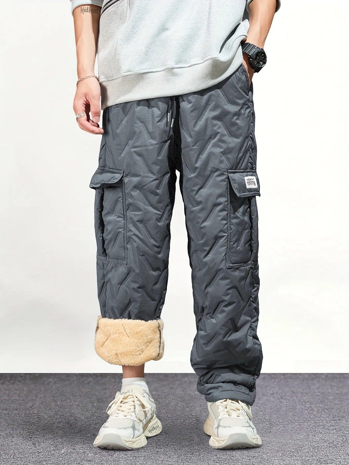 Men's Insulated Fleece-Lined Cargo Pants for Winter Warmth