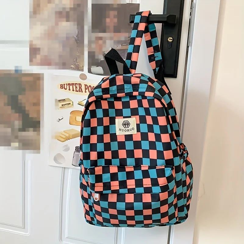 Casual Checkered Leisure Backpack for Students | Stylish & Durable