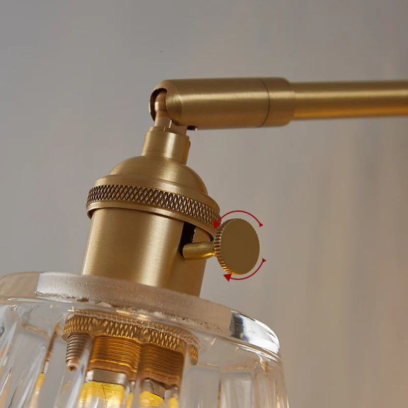 Lámpara de pared moderna de latón y cristal | Iluminación interior retro-chic