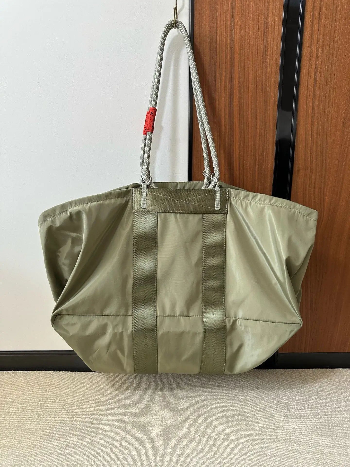 Unisex Sports Swimming Fitness Travel Bag | Black Green Gym Bag