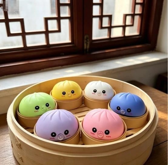LED Glowing Bun Squishy: Light-up Bubble Spitting Steamed Bun, Realistic Food Stress Ball, Aesthetic Office Desk Decor