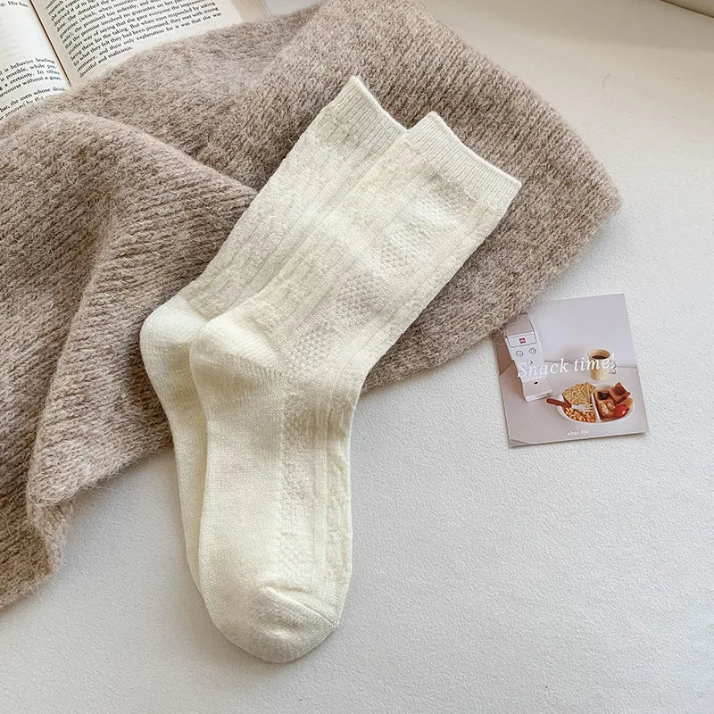 Women's Cashmere Wool Socks | Thermal Comfort for Winter 2026