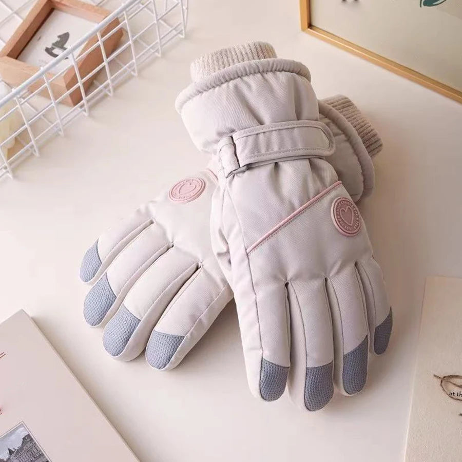 Women's Touchscreen Winter Skiing Gloves | Comfort & Style