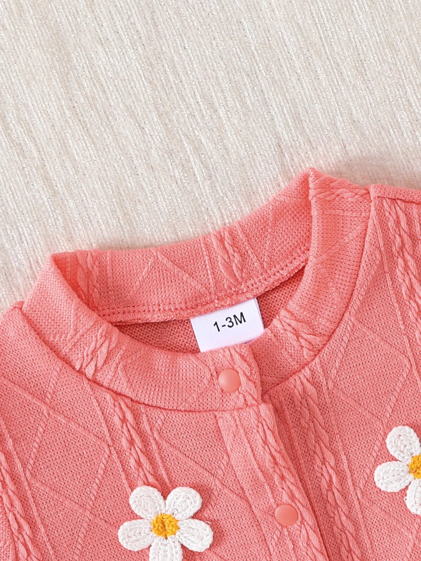 【Baby Boys' Autumn & Winter Cartoon Romper Set】Light Coffee Fleece-lined Onesie with Bear Embroidery + Matching Earflap Hat Two-