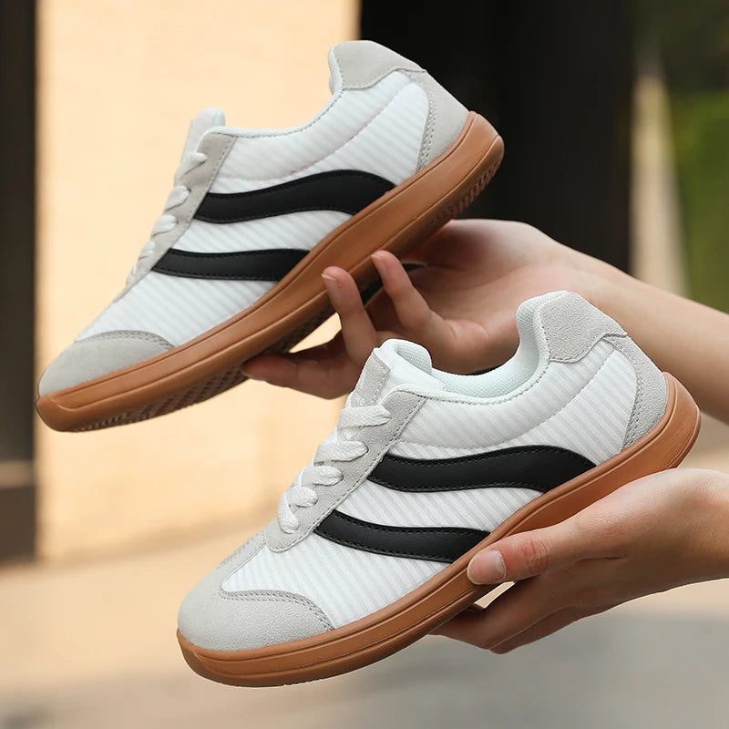 Women's Lightweight Wide Toe Barefoot Running Shoes | Casual Sports