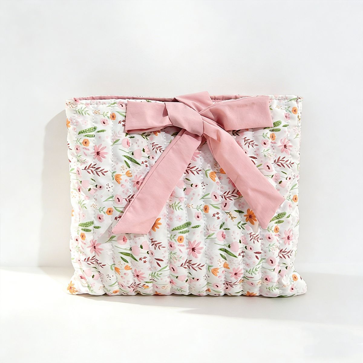 Floral Fabric Cosmetic Bag | Chic Storage Solution for Beauty Essentials