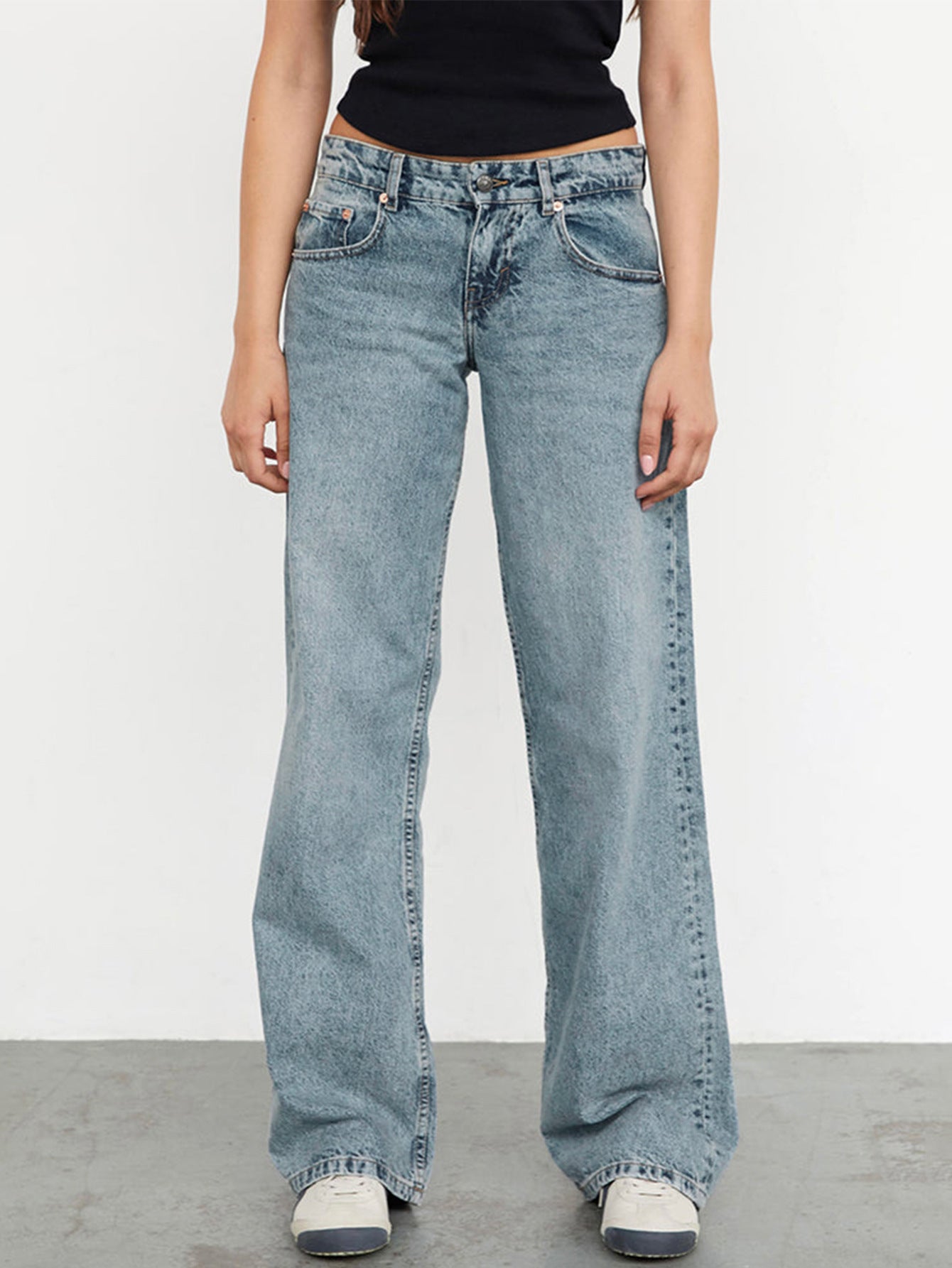 Women's Straight Leg Denim Jeans | Timeless Comfort & Style