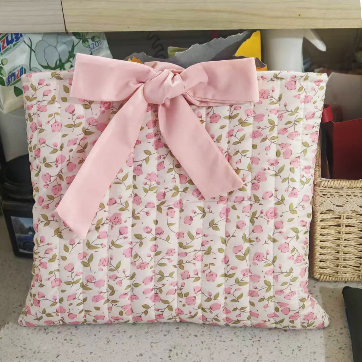 Floral Fabric Cosmetic Bag | Chic Storage Solution for Beauty Essentials