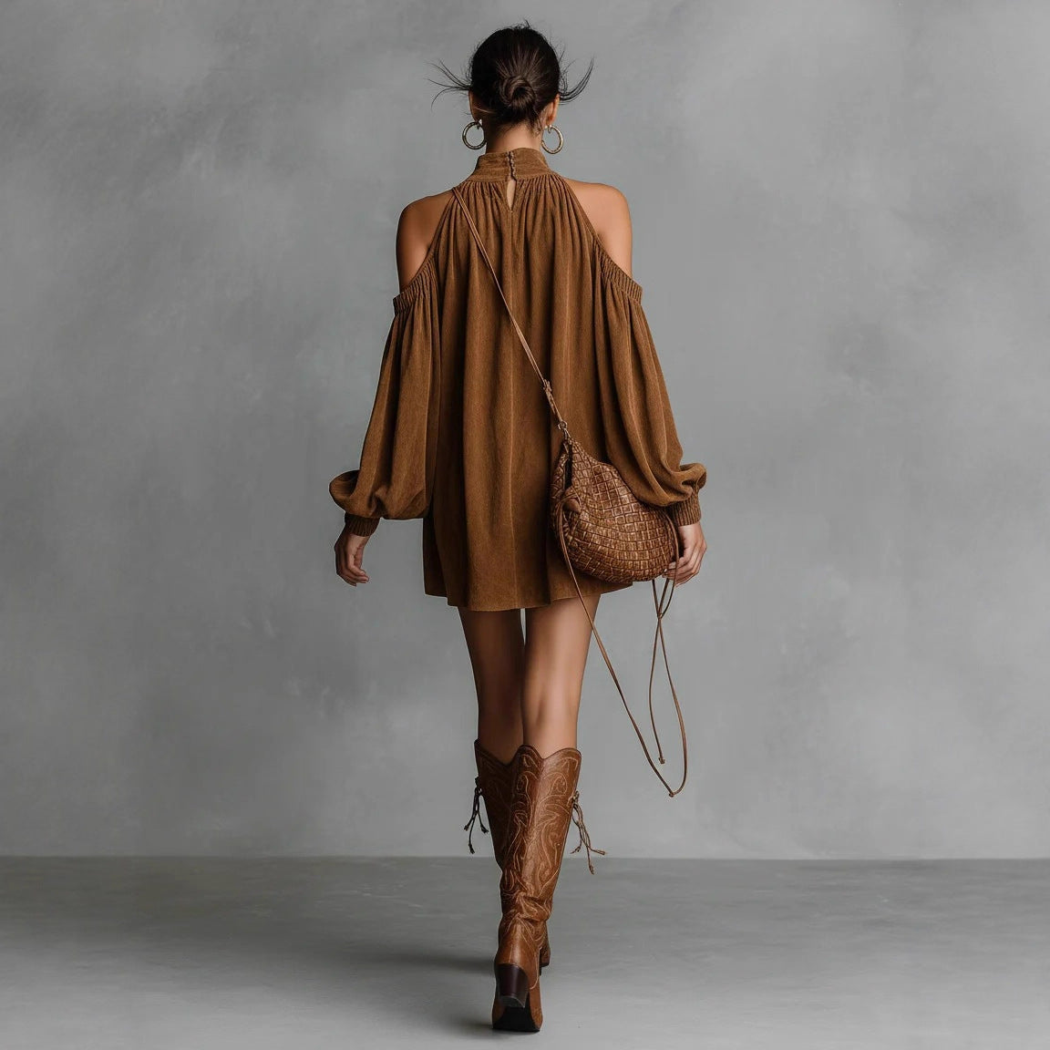 Chic Halter Neck Off-Shoulder Mini Dress with Lantern Sleeves