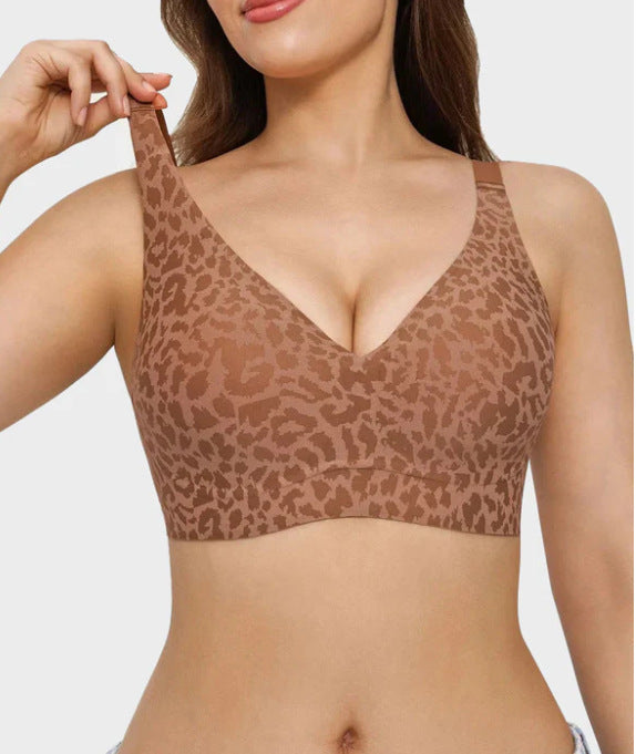 Plus Size Seamless Wireless Bra | Comfortable & Supportive Fit