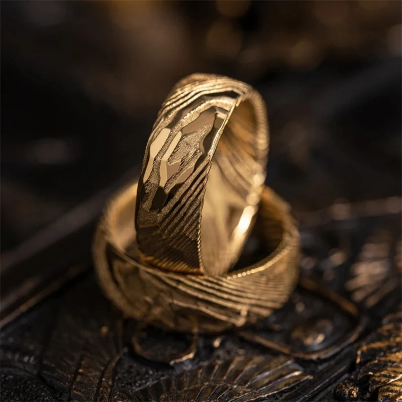 Stunning Golden Damascus Steel Wedding Band | Men's Fashion Ring