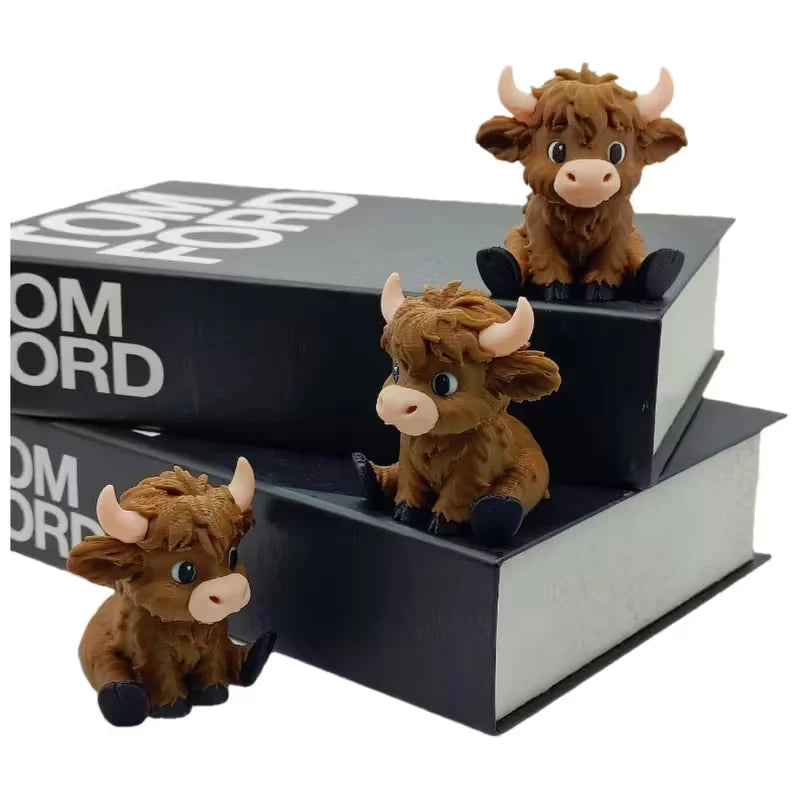 3D Printed Highland Cow Desk Pet | Adorable Farmhouse Decor