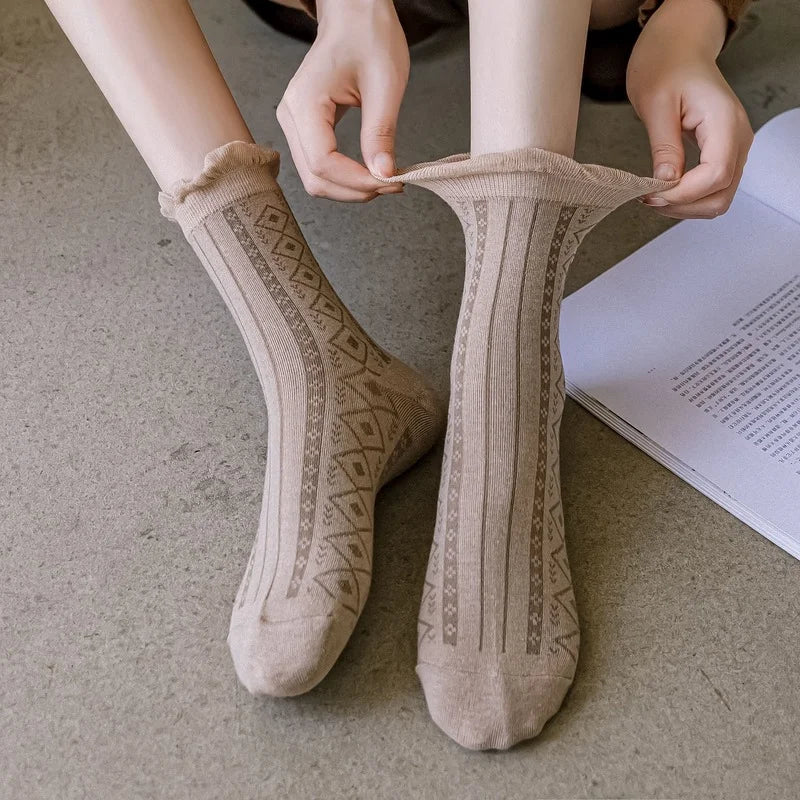 Cute Women's Floral Embroidered Crew Socks | Vintage-Inspired Style