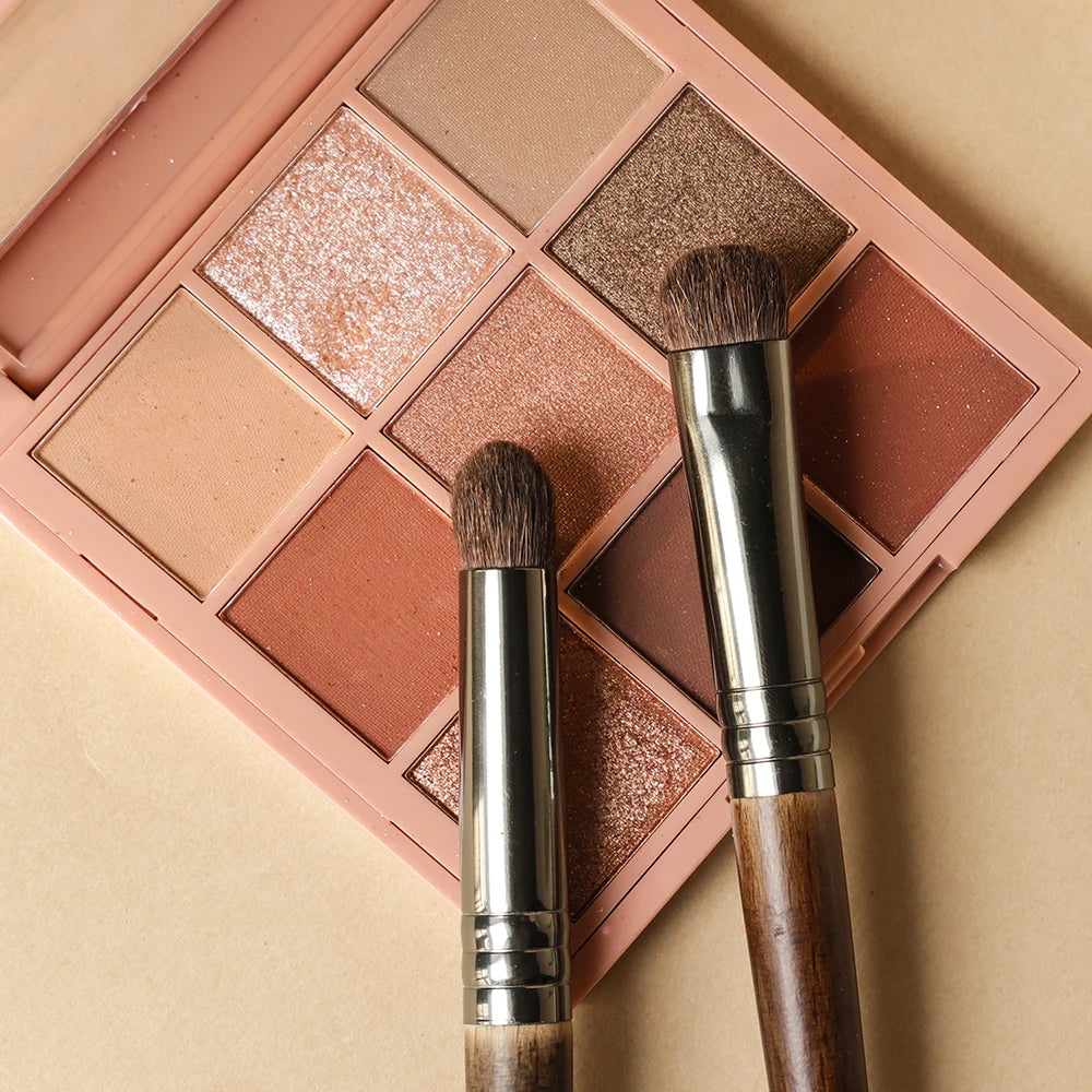 Natural Goat Hair Eyeshadow Brush | Flawless Makeup Application