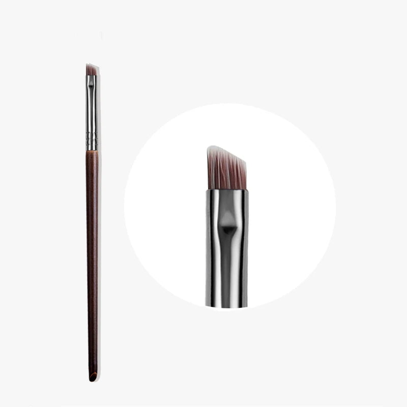 Natural Goat Hair Eyeshadow Brush | Flawless Makeup Application