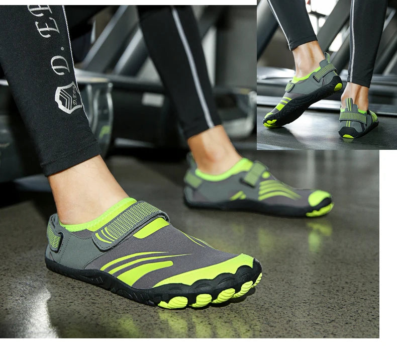Unisex Swimming Water Shoes Men Barefoot Outdoor Beach Sandals Upstream Aqua Shoes Plus Size Nonslip River Sea Diving Sneakers