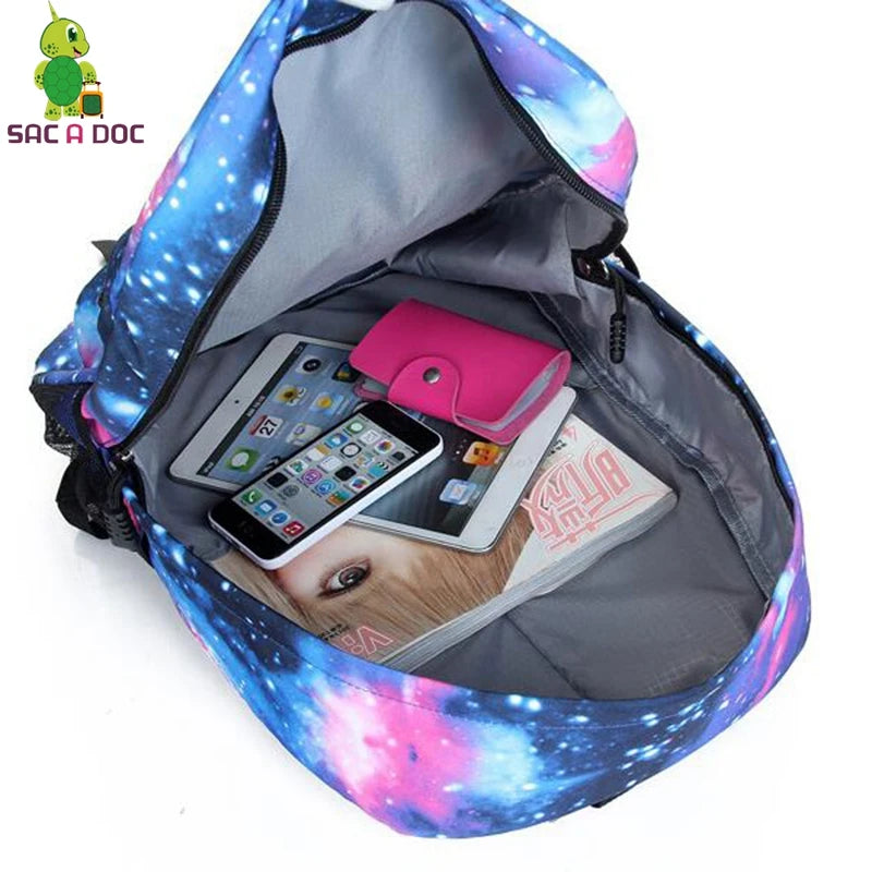 Stylish Pink Floral Backpack for College Students | Trendy Floral Design
