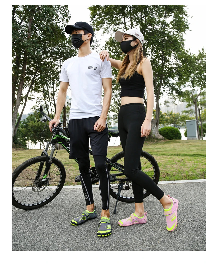 Unisex Swimming Water Shoes Men Barefoot Outdoor Beach Sandals Upstream Aqua Shoes Plus Size Nonslip River Sea Diving Sneakers