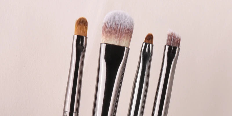 Natural Goat Hair Eyeshadow Brush | Flawless Makeup Application