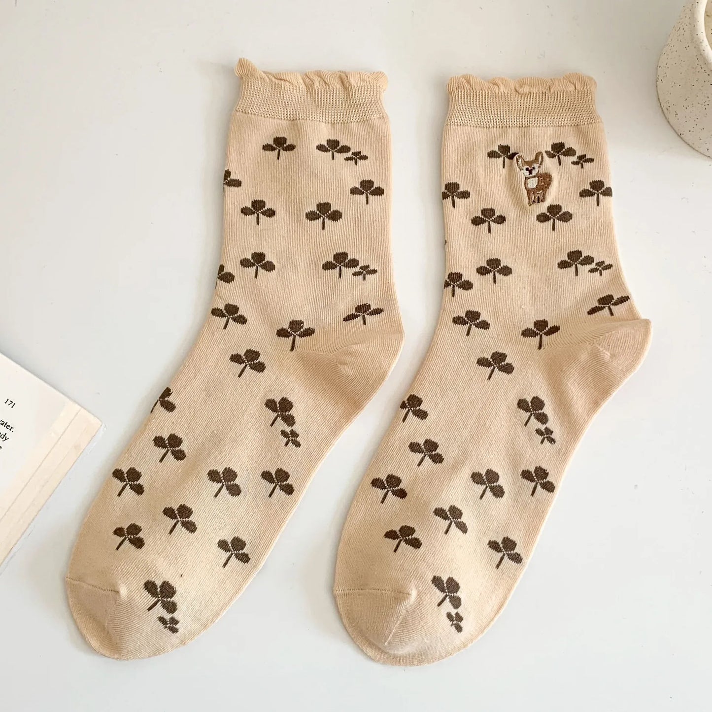 Cute Women's Floral Embroidered Crew Socks | Vintage-Inspired Style
