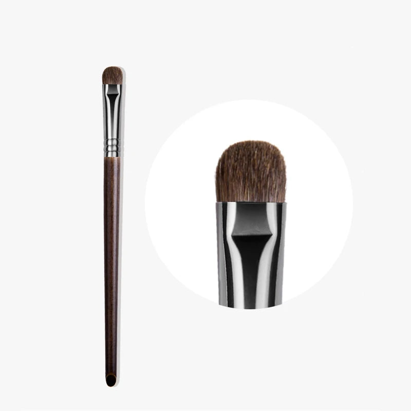 Natural Goat Hair Eyeshadow Brush | Flawless Makeup Application