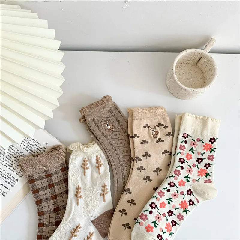 Cute Women's Floral Embroidered Crew Socks | Vintage-Inspired Style
