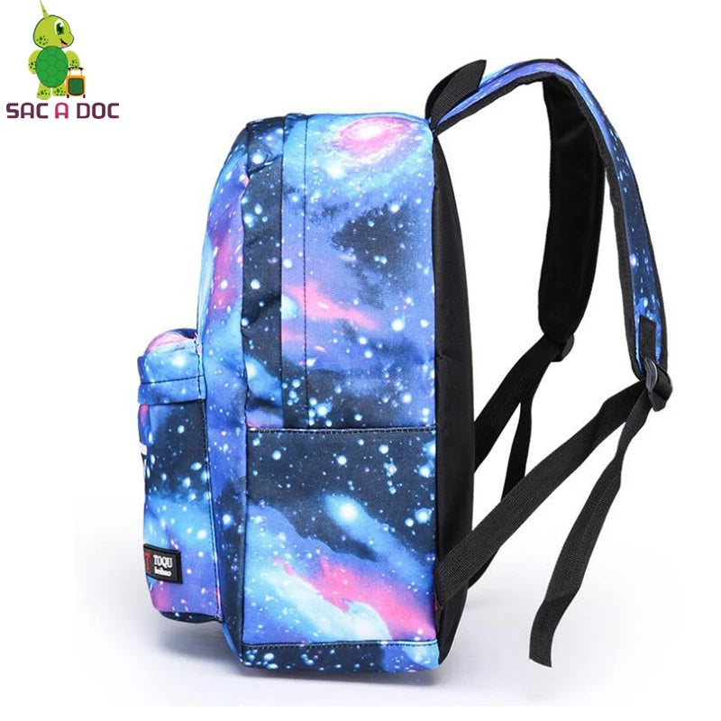 Stylish Pink Floral Backpack for College Students | Trendy Floral Design