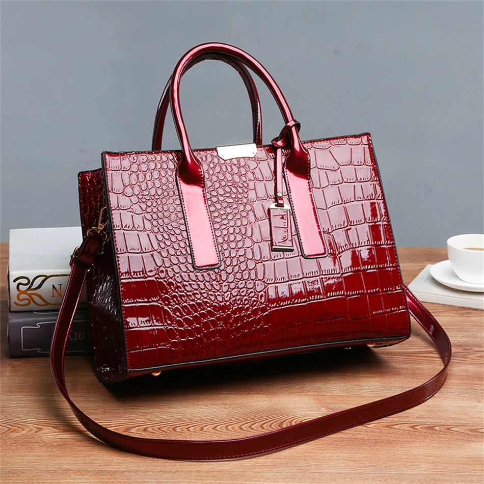 Bolso elegante de charol con cocodrilo | Bolso de lujo para mujer