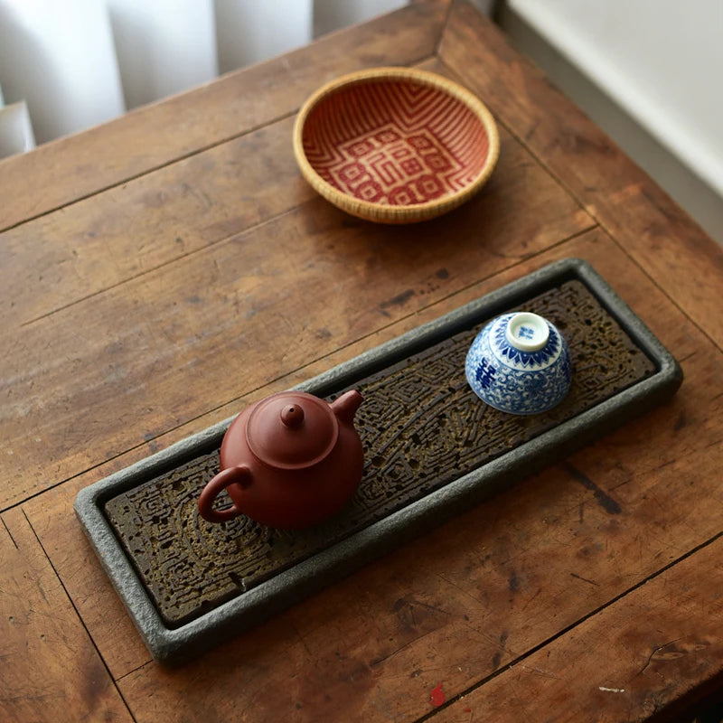 Bandeja de té con tótem de dragón tallado a mano | Elegante decoración volcánica negra