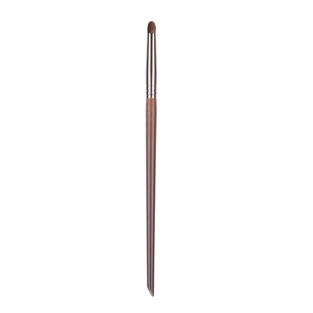 Natural Goat Hair Eyeshadow Brush | Flawless Makeup Application