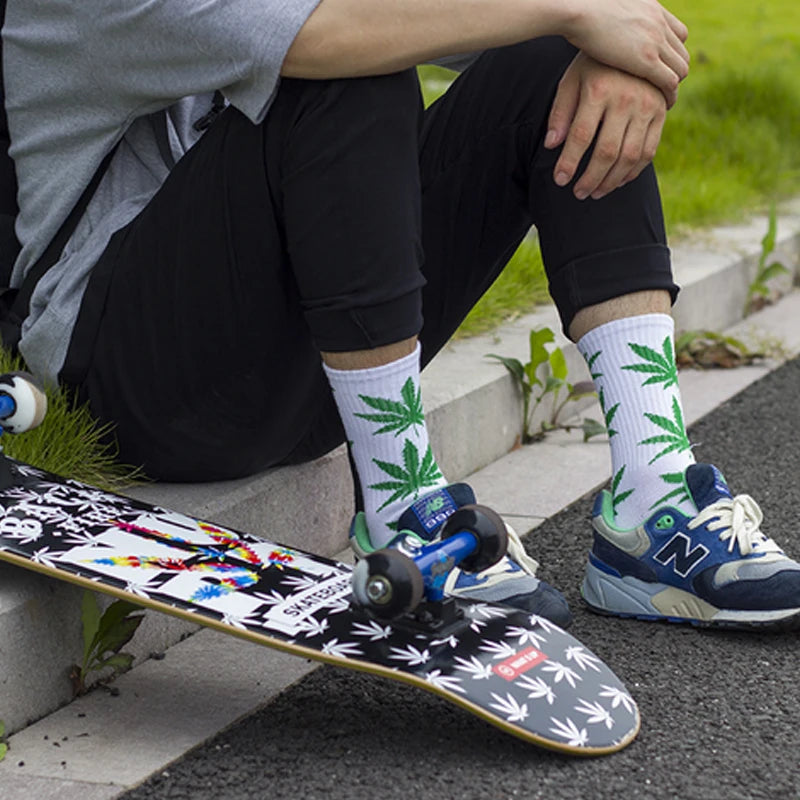 Men's Fashionable Hemp Cotton Crew Socks | Stylish Everyday Wear