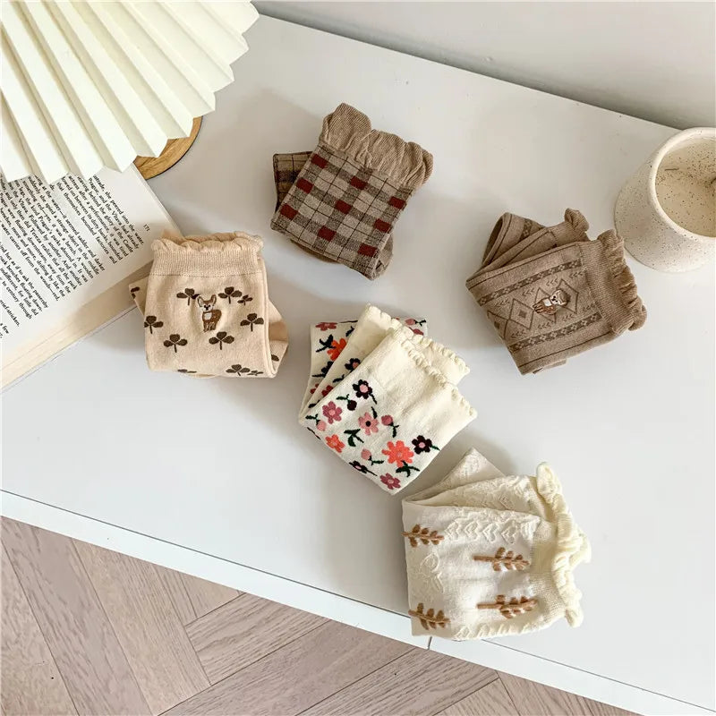 Cute Women's Floral Embroidered Crew Socks | Vintage-Inspired Style