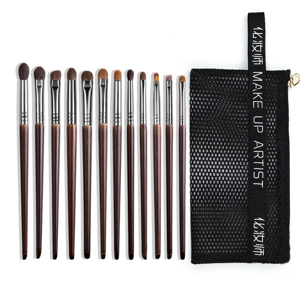 Natural Goat Hair Eyeshadow Brush | Flawless Makeup Application