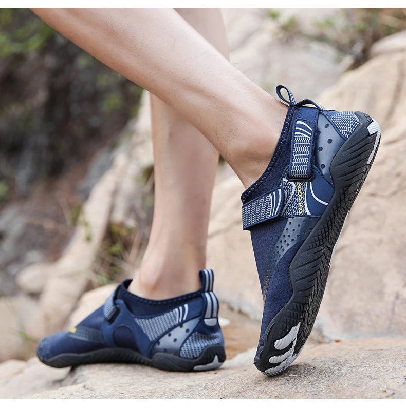Unisex Swimming Water Shoes Men Barefoot Outdoor Beach Sandals Upstream Aqua Shoes Plus Size Nonslip River Sea Diving Sneakers
