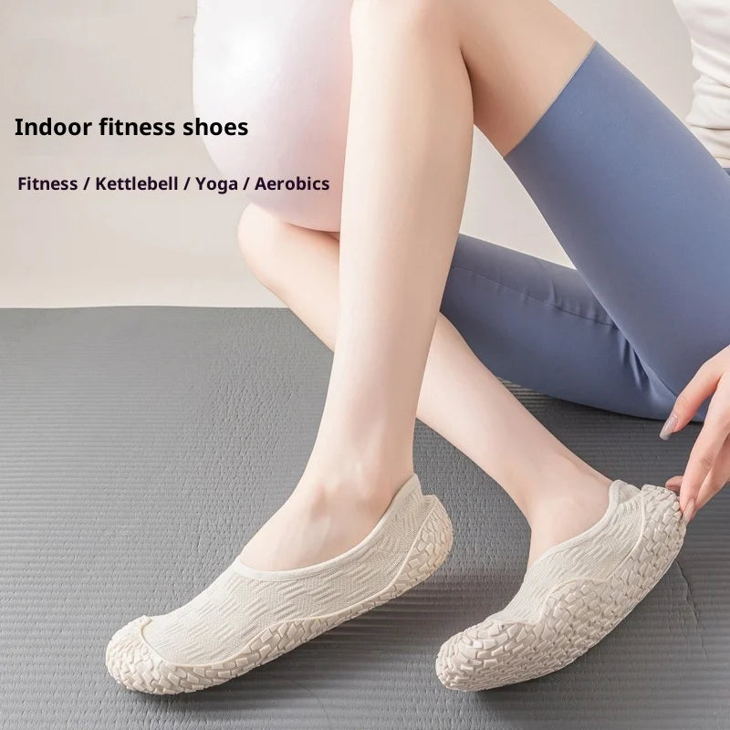 Women's Lightweight Indoor Fitness Sneakers for Home Workouts