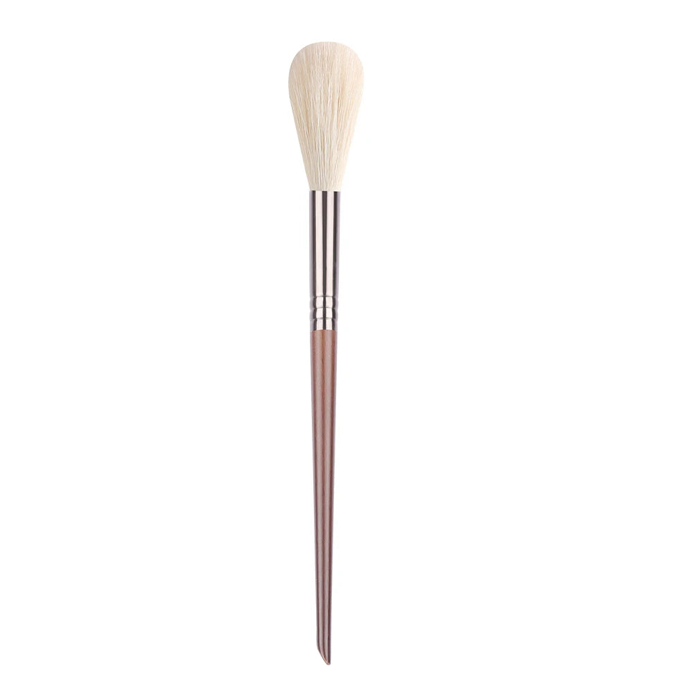 Natural Goat Hair Eyeshadow Brush | Flawless Makeup Application