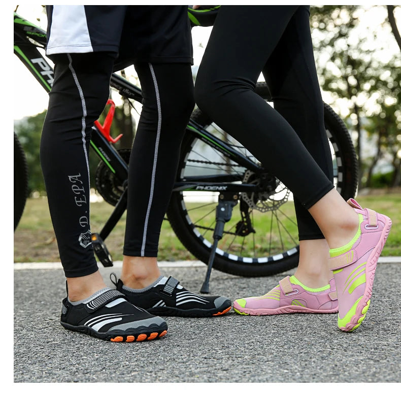 Unisex Swimming Water Shoes Men Barefoot Outdoor Beach Sandals Upstream Aqua Shoes Plus Size Nonslip River Sea Diving Sneakers