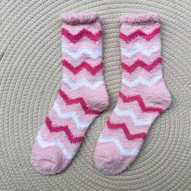 Cozy Heart-Shaped Floor Socks for Women | Warm & Non-Shedding