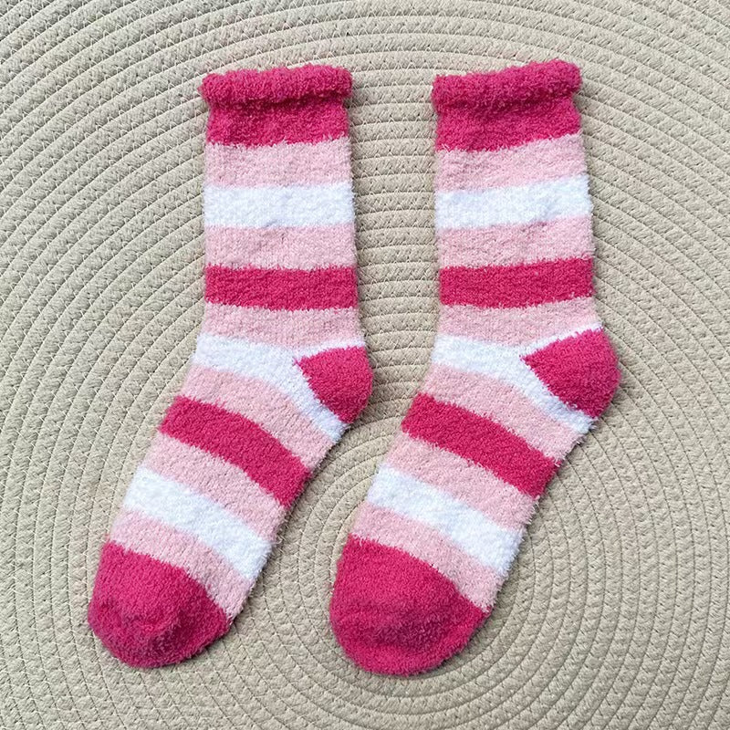 Cozy Heart-Shaped Floor Socks for Women | Warm & Non-Shedding