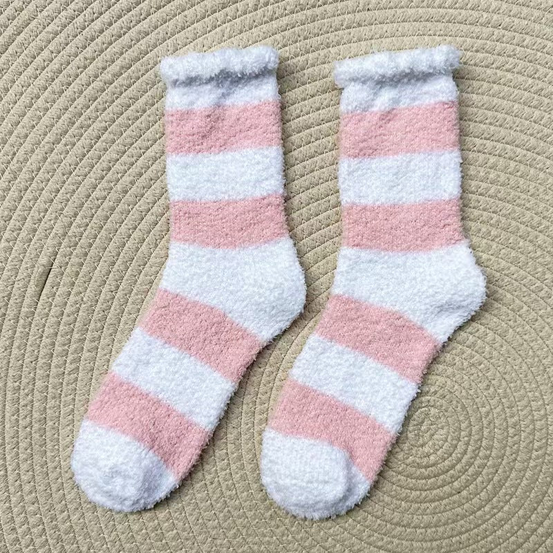 Cozy Heart-Shaped Floor Socks for Women | Warm & Non-Shedding