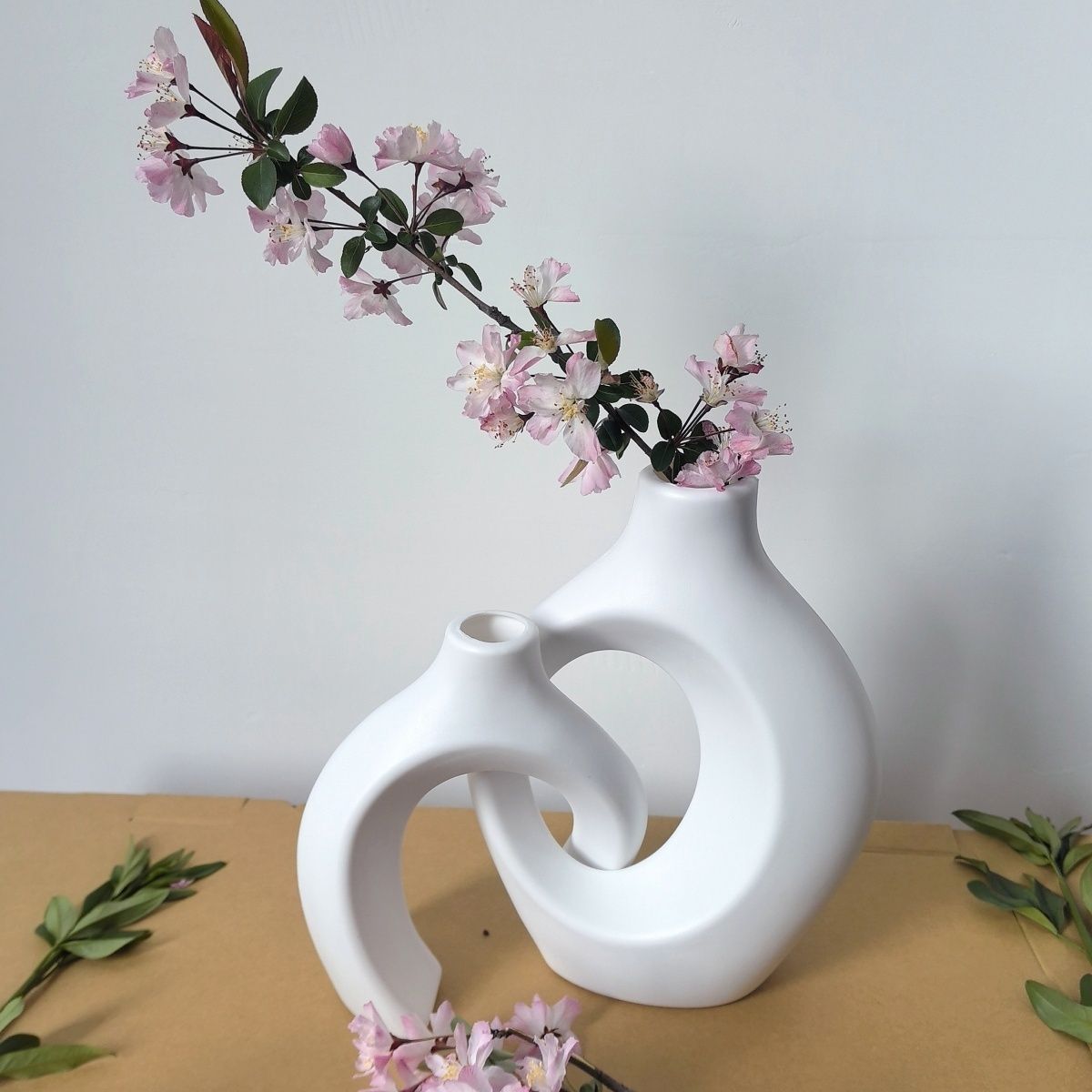 Elegant White Plastic Vase Set | Modern Home Decor for All Spaces
