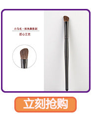 Large Powder Brush for Effortless Makeup Application